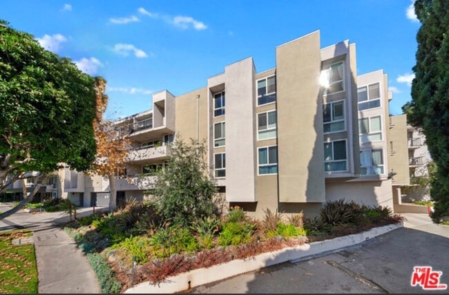 Frente del edificio - 8535 Knoll N W Dr Unidad 106