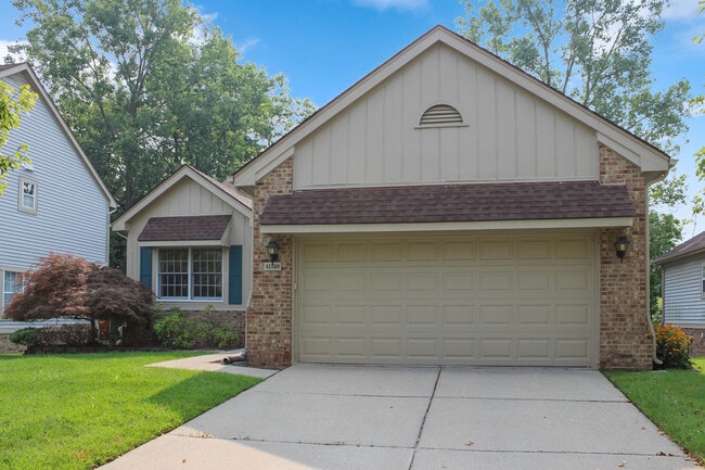 Building Photo - 41589 Sleepy Hollow Dr Rental