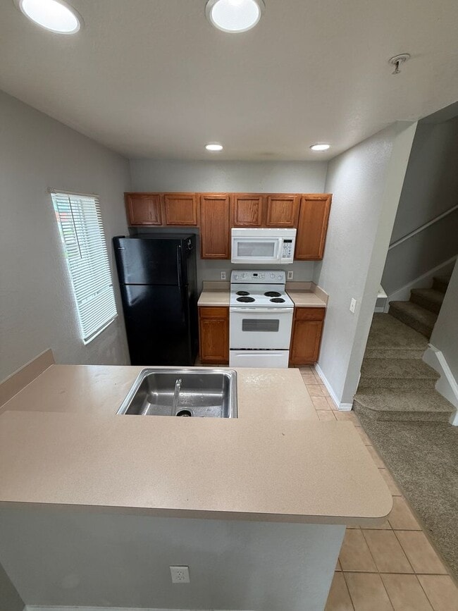 Photo - 2610 Lodi Cir