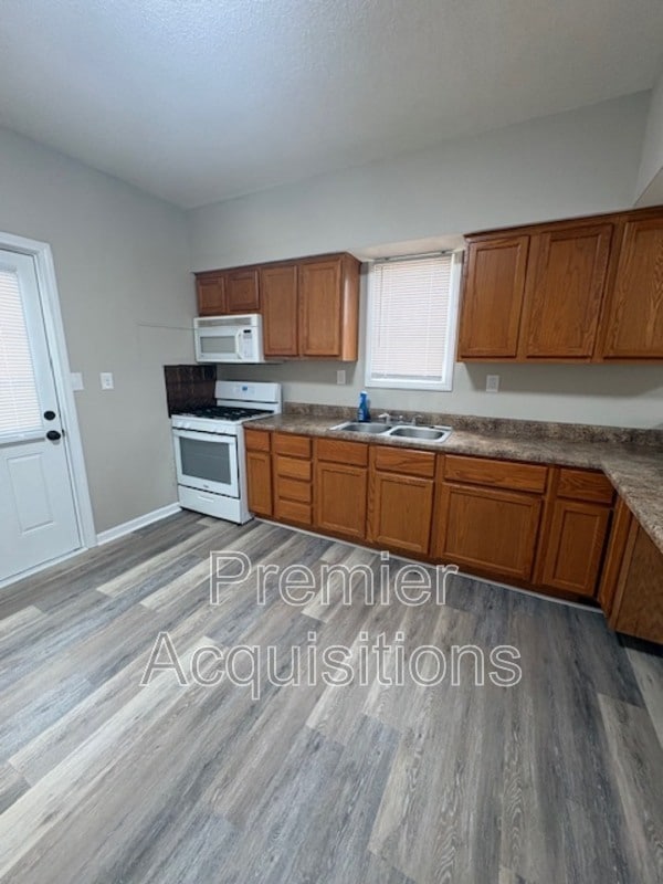 Photo - 2309 Locust Ave