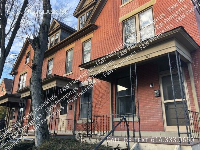 Photo - 67 S Douglass St Apartment
