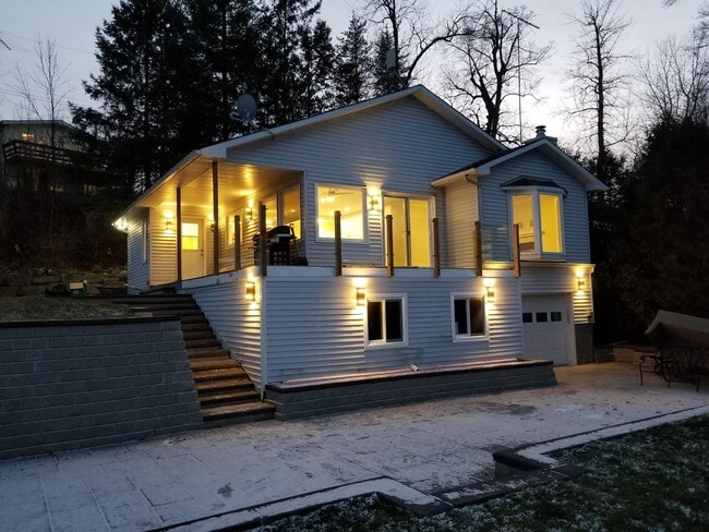 Building Photo - 3383 Old Highway 17