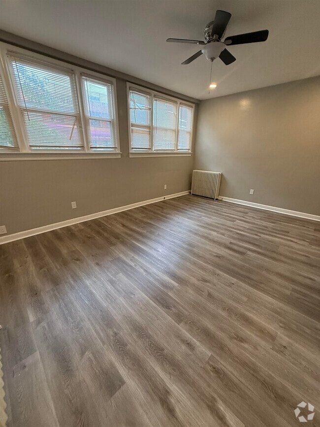 Building Photo - 303 Broadway Unit 1A Rental