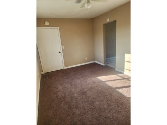 Photo - Accepting HUD