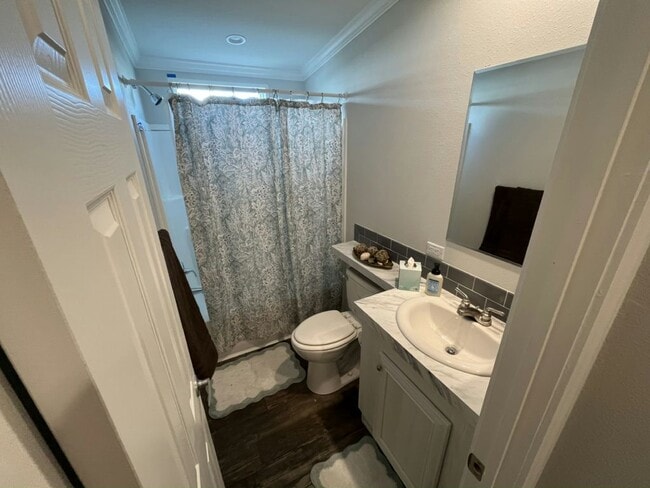 Photo - 311 Lighthouse Way