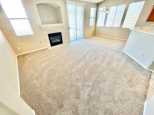 Photo - BEAUTIFUL 2 BEDROOM GREEN VALLEY CONDO LOCATED IN HENDERSON