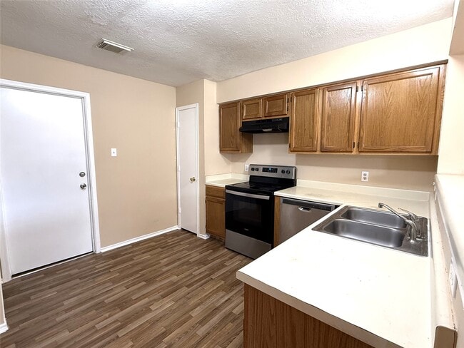 Photo - 9023 Kalewood Dr
