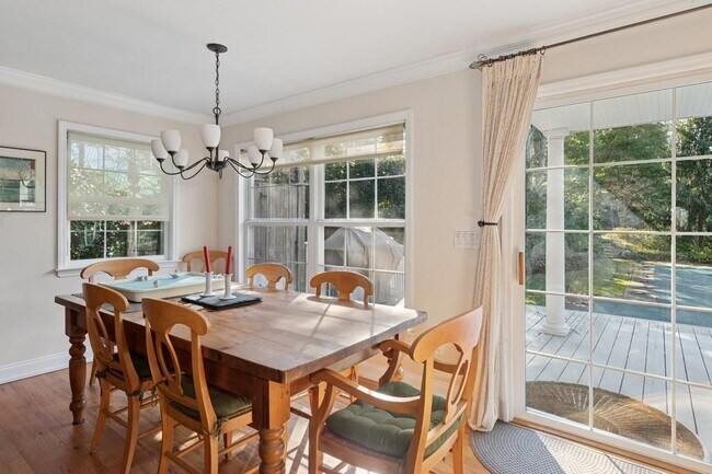 Photo - 24 Clamshell Ave