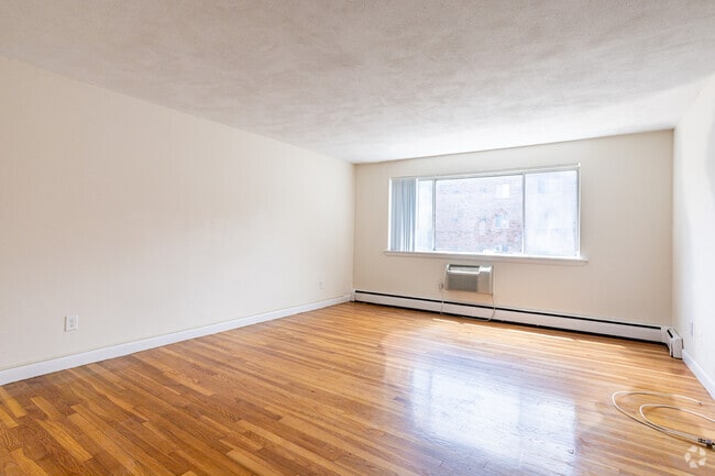 1BR, 1BA