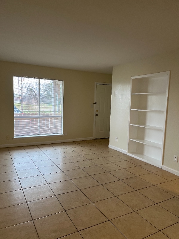 Photo - 1901 N 2nd St Unidad 701