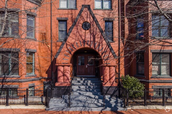 Entrance - Butterfield House