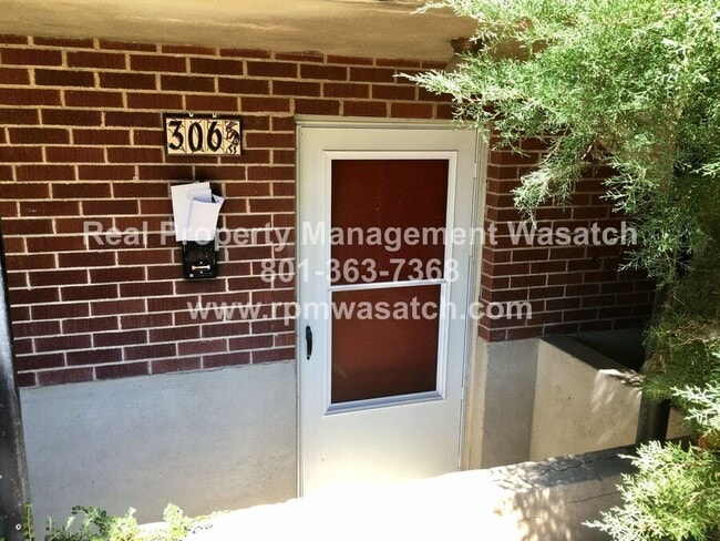 Building Photo - 306 N 200 W Rental