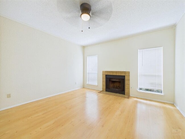Photo - 4406 Avenue A Unit 1