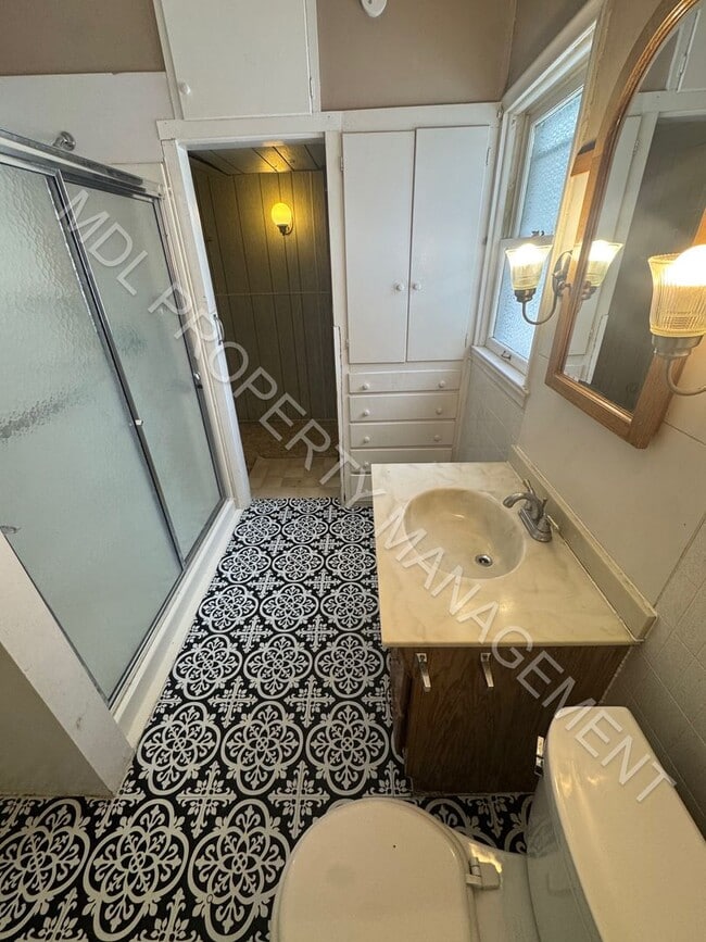 Photo - 909 Mackinaw St Unit 1