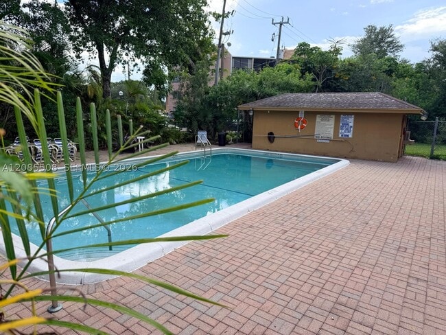 Photo - 3178 N Pine Island Rd