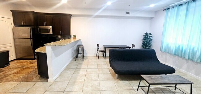 Photo - 628 N 11th St Unidad 2