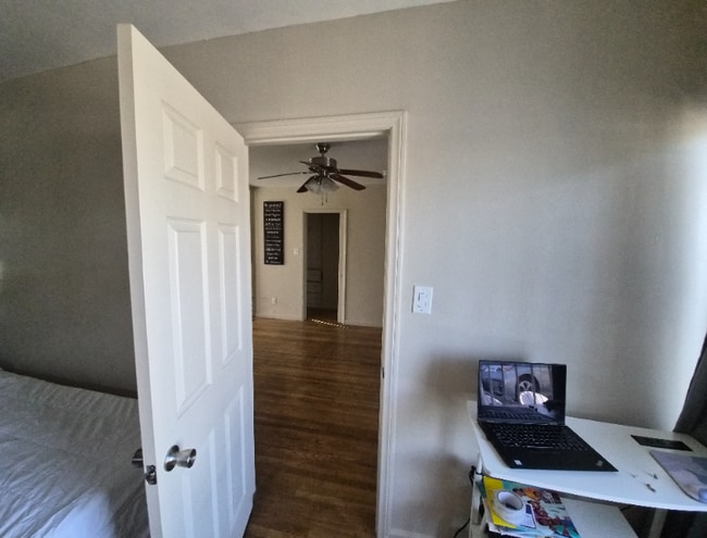 Photo - 1454 139th St