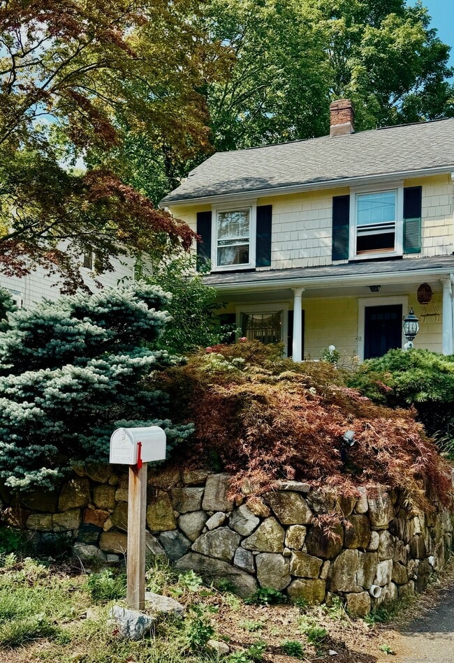 Photo - 89 Richmond Hill Rd