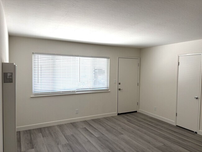 Photo - 1732 Noranda Dr Unit 2