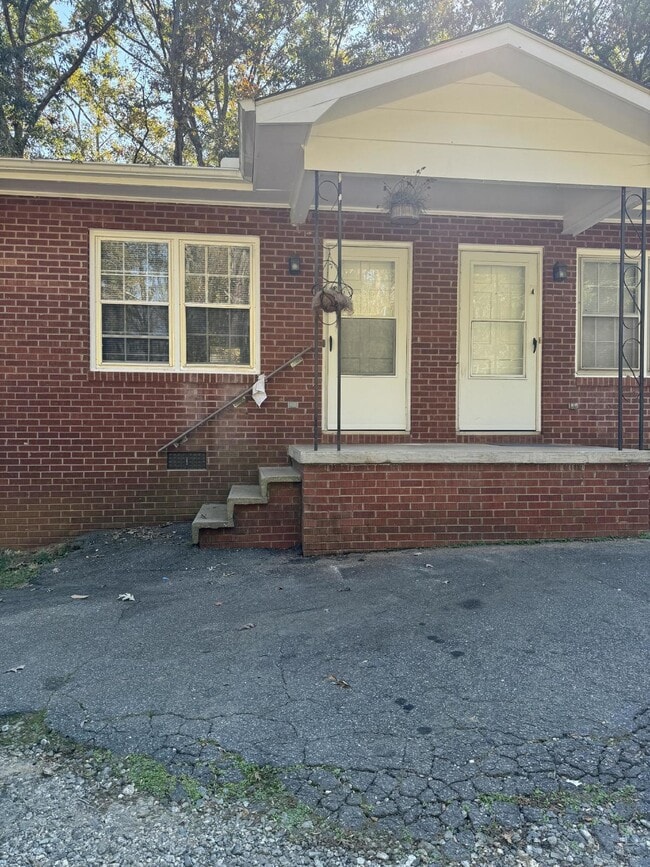 Photo - 144 Nottingham Dr Apartment Unit 5