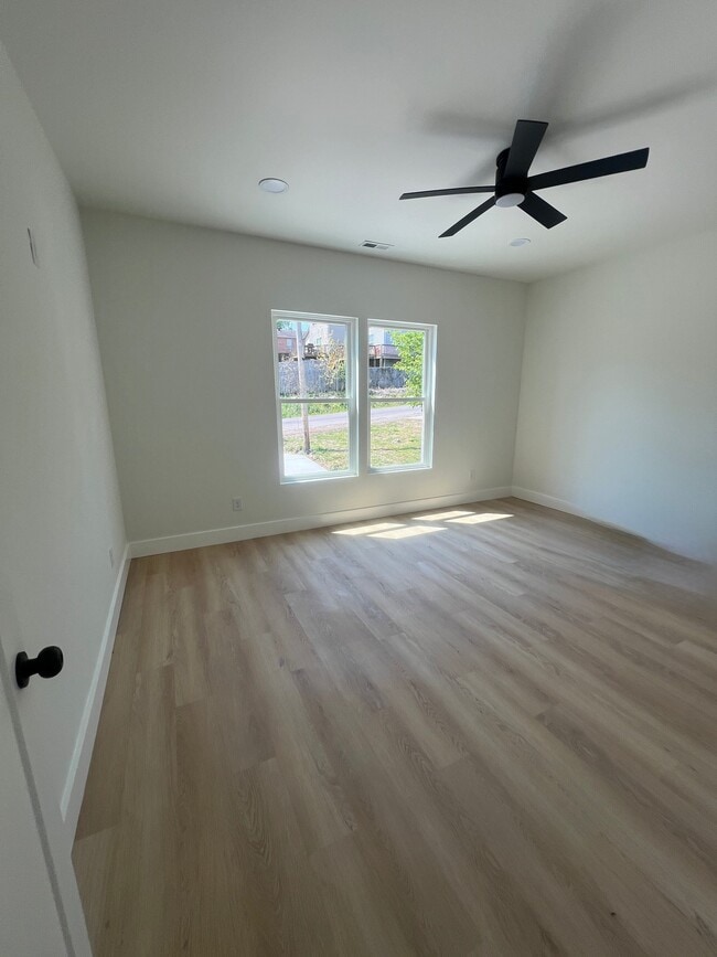 Photo - 1809 Liberia St