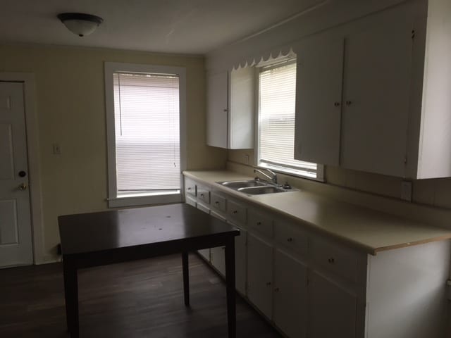 Photo - Renovated 3 Bedroom 1 Bath Home for Rent!