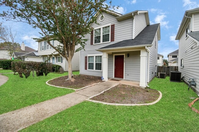 Photo - 6329 Settlers Square Ln