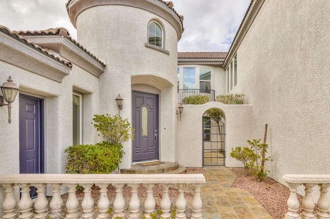 Photo - Beautiful 4Bd, 4Bth home in Guard Gated Community near Tivoli Village.