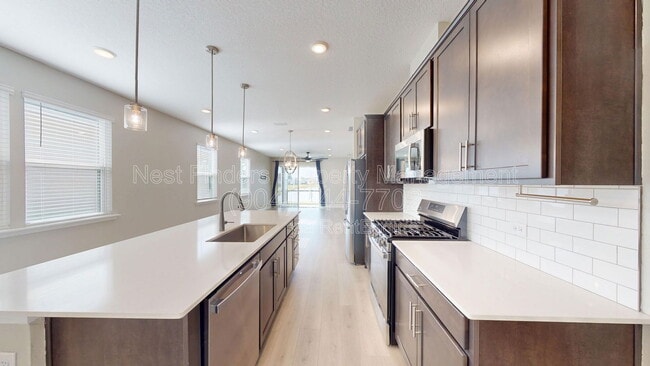 Photo - 333 Cedar Elm Wy