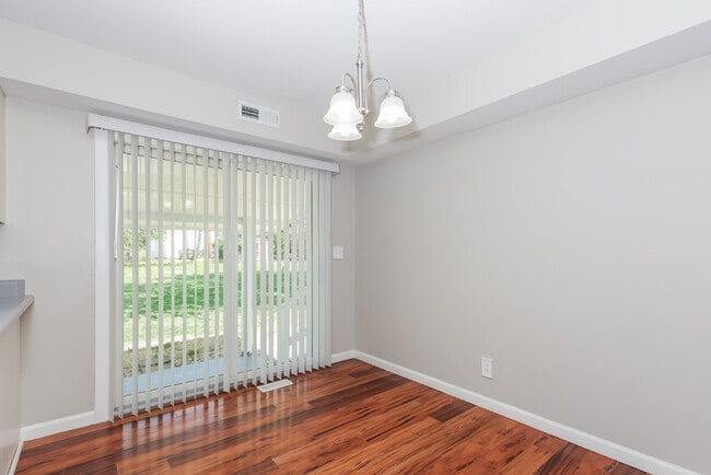 Photo - 138 Montgomery Ave