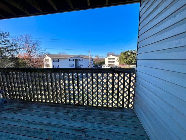 Building Photo - 428 Kays Ln Unit Bldg 18 2C Rental