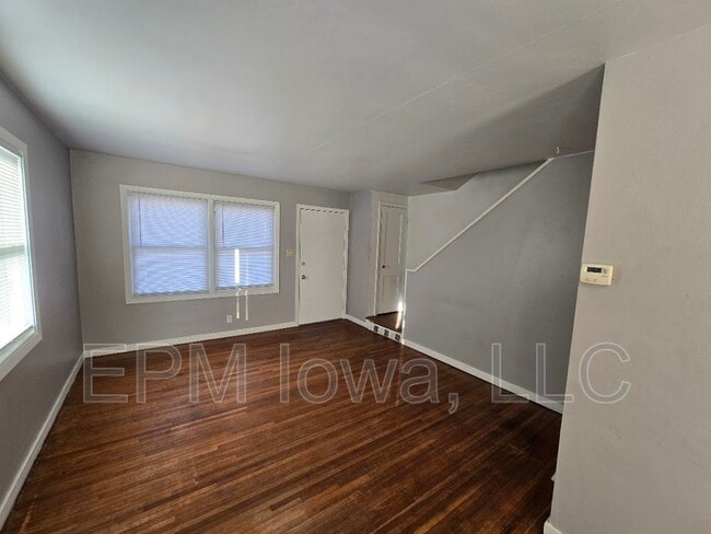 Photo - 241 Madison St
