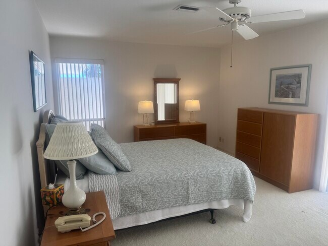Photo - 17020 Bay St
