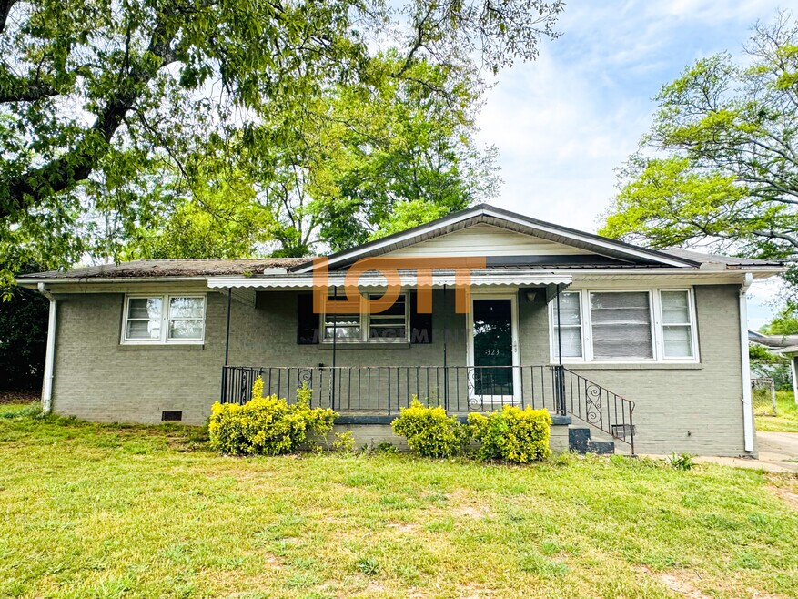 323 Welcome Ave