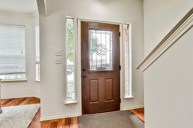 Photo - 9921 Delamere Dr