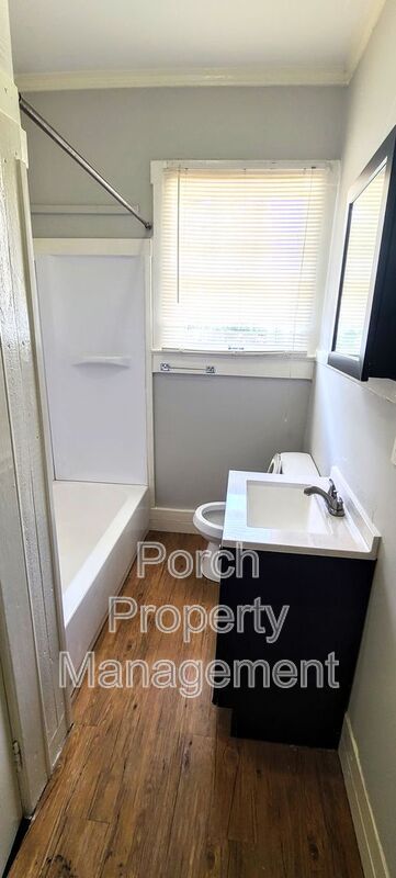 Photo - 217 W Belmont St Unit 217.5