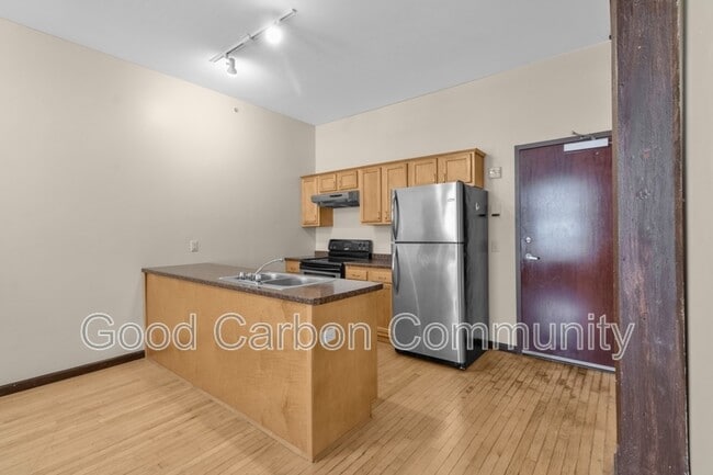 Building Photo - 346 Connecticut St Unit 203
