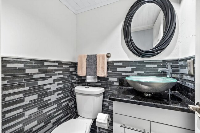 Photo - 13340 Kit Ln