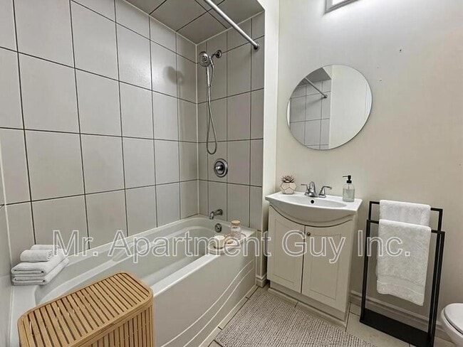 Photo - 28 Foxacre Row Unit 2