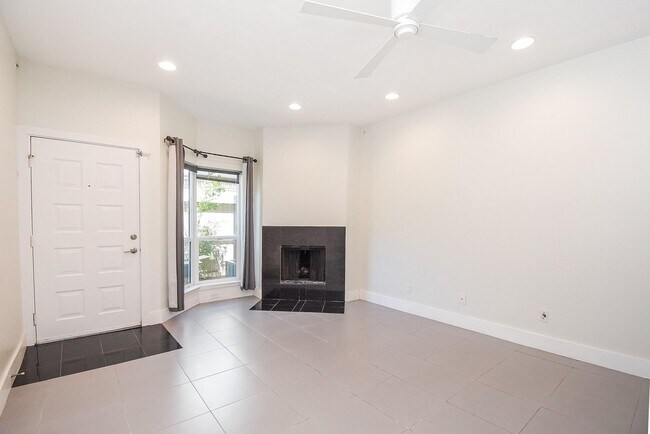 1829 Augusta Dr Unit 31