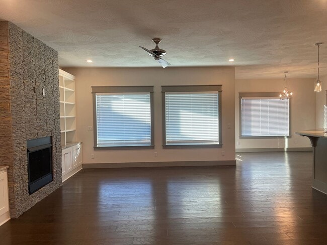 Photo - All Brick, 3 bedrooms AND 3 car garage