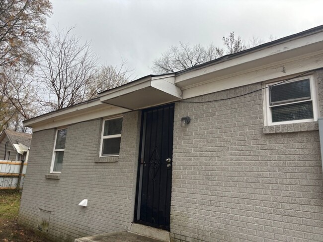 Photo - 3034-3036 Sinclair St Unit 3036