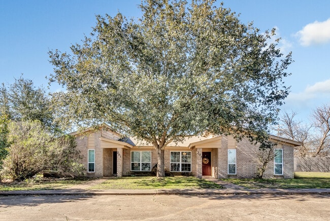 Building Photo - 201 Harvard