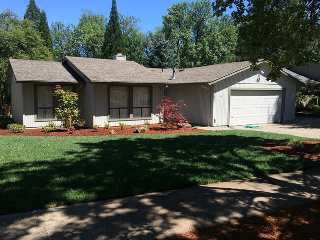 Single Level Home on Greenway Park - Single Level Home on Greenway Park