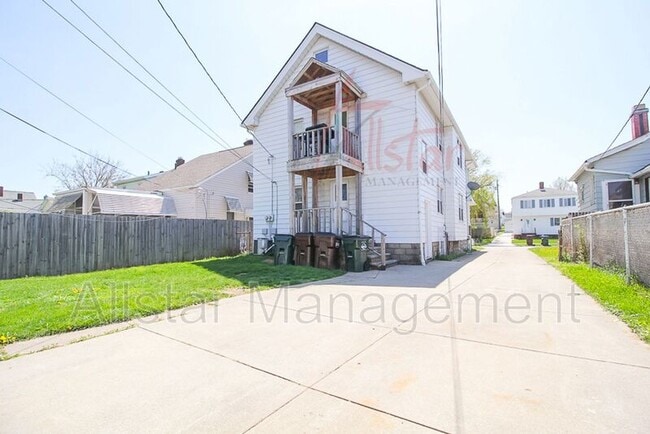 Photo - 6814 Bradley Ave