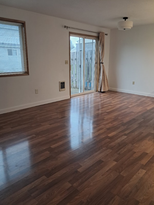 Photo - 806 SE 153rd Ave Unit A