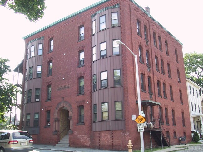 Building Photo - 29 William St Unit 11