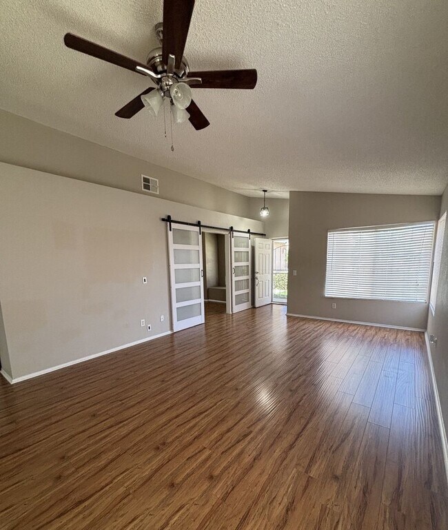 Photo - 2516 Starbrite Ave