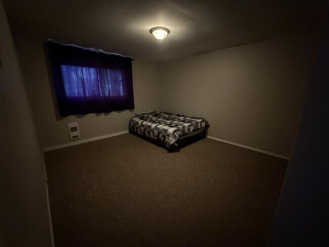 Photo - 24 Kings Ct Unit 1