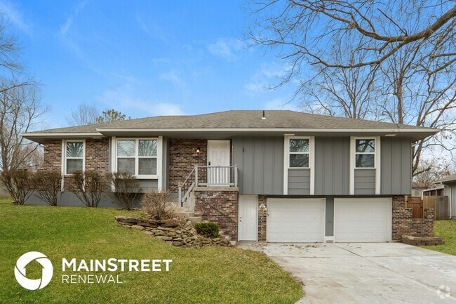 Building Photo - 417 NE Colonial Ct Rental